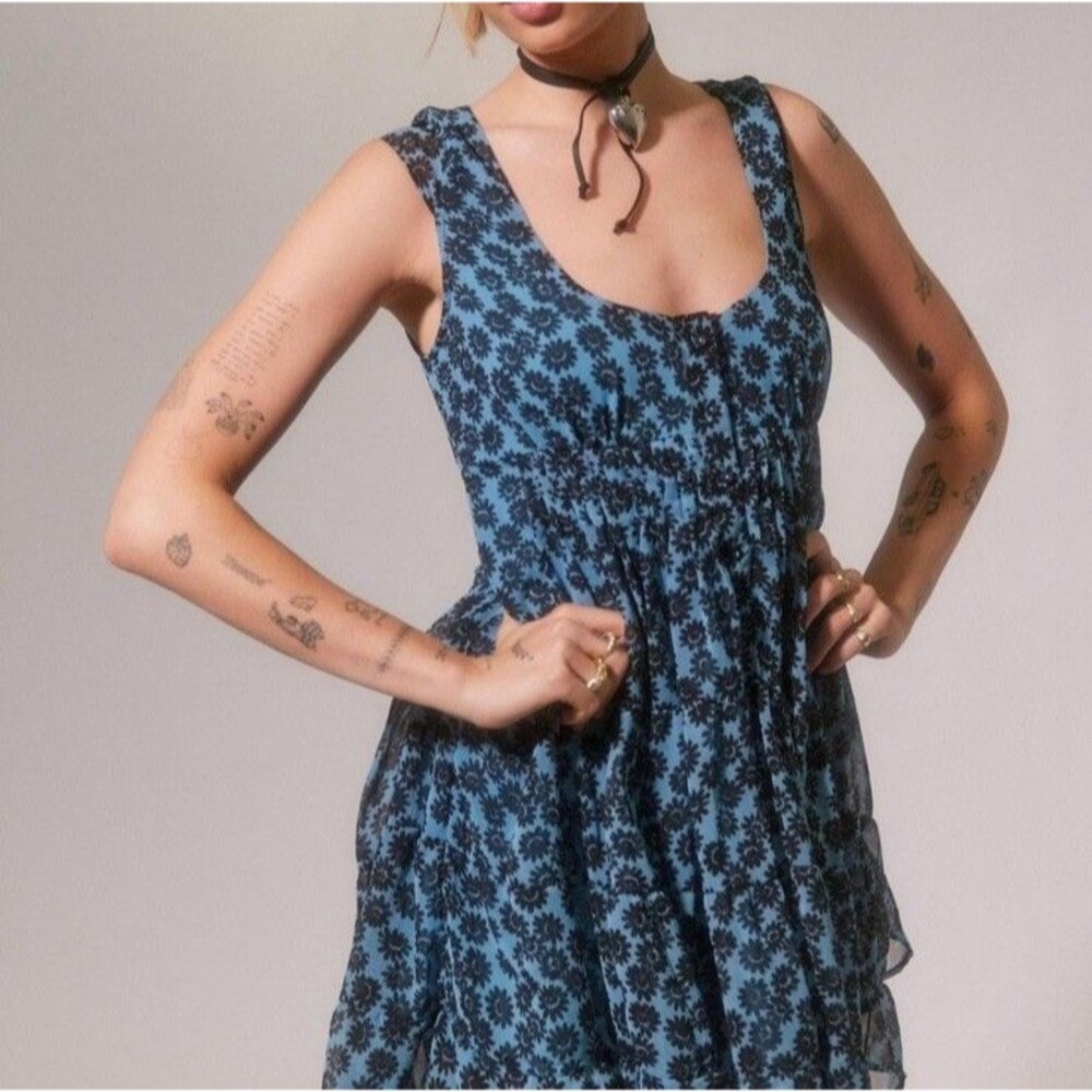 Urban Outfitters Blue Floral Mini Dress Boho Size XS Festival Hippie Coachella
